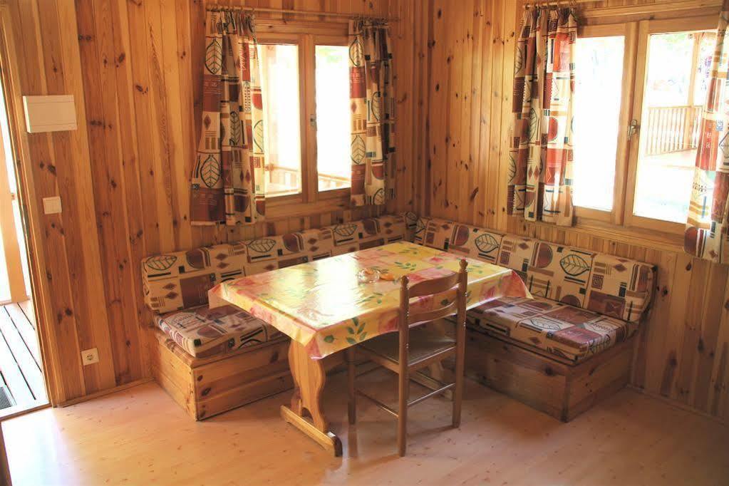 Bungalowpark Isabena La Puebla de Roda Dış mekan fotoğraf